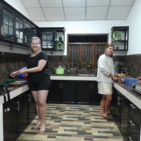 Liyara Home Stay Sigirîya Extérieur photo